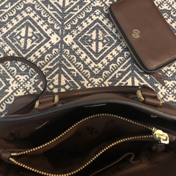 Brown Tory Burch bag and wallet - Picture 6 of 16